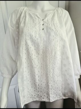 Lifestyle White 100% Cotton Eyelet Swiss Dot Mixed Media Peasant Blouse